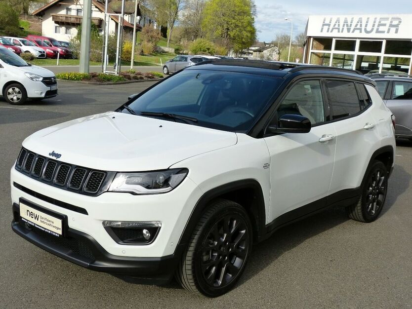 Jeep Compass 14.333 km 26.999 € Oberviechtach 92526