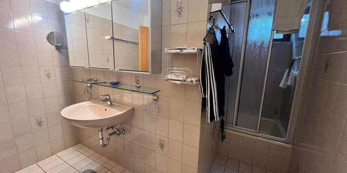 Terrassenwohnung Ennepetal Voerde - 3 Zimmer, 114 m&sup2;, 165.000&euro; | Angebot:25191275