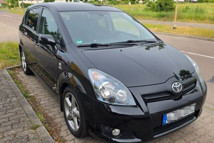 Toyota Corolla Verso 164.691 km 3.800 &euro; Leipzig 04318