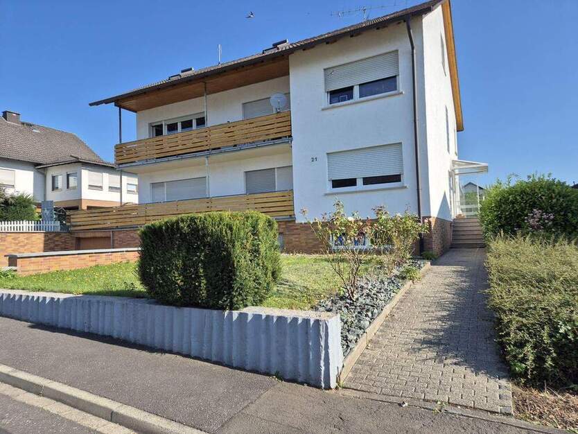 Sehr schönes 3-Familienhaus mitten in Kirchhain 1 zimmer