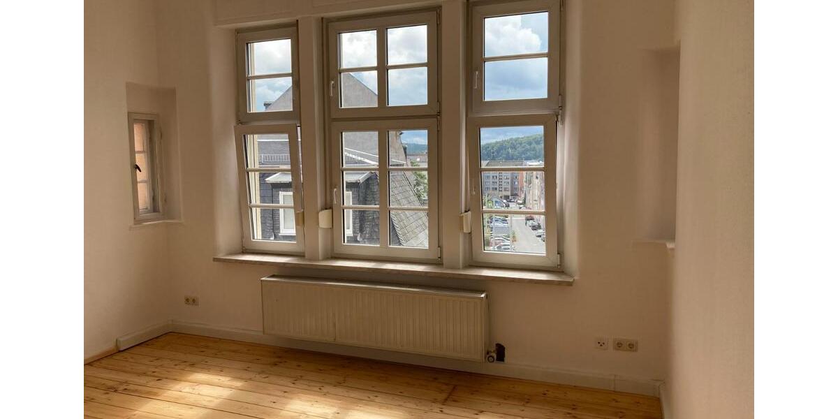 3 Raum Wohnung mit Altstadtflair 3 zimmer