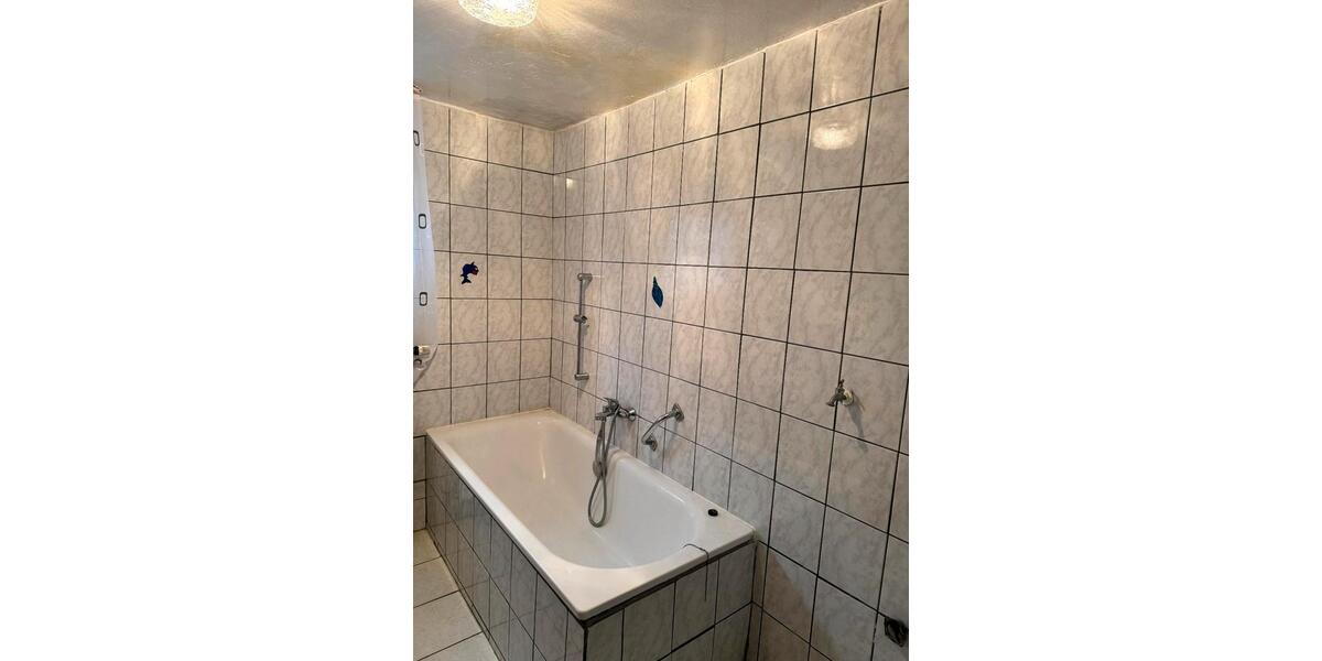Einfamilienhaus Mehren - 8 Zimmer, 110 m&sup2;, 230.000&euro; | Angebot:27158207