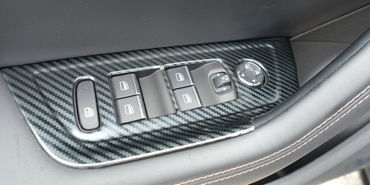 Peugeot 508 SW GT Pano AHK 8x Alu Kamera PDC LED 105.500 km 18.950 &euro; Neumarkt/OPf 92318