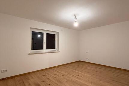 3-Zimmer-Wohnung, 70 m², Erstbezug nach Kernsanierung 3 zimmer