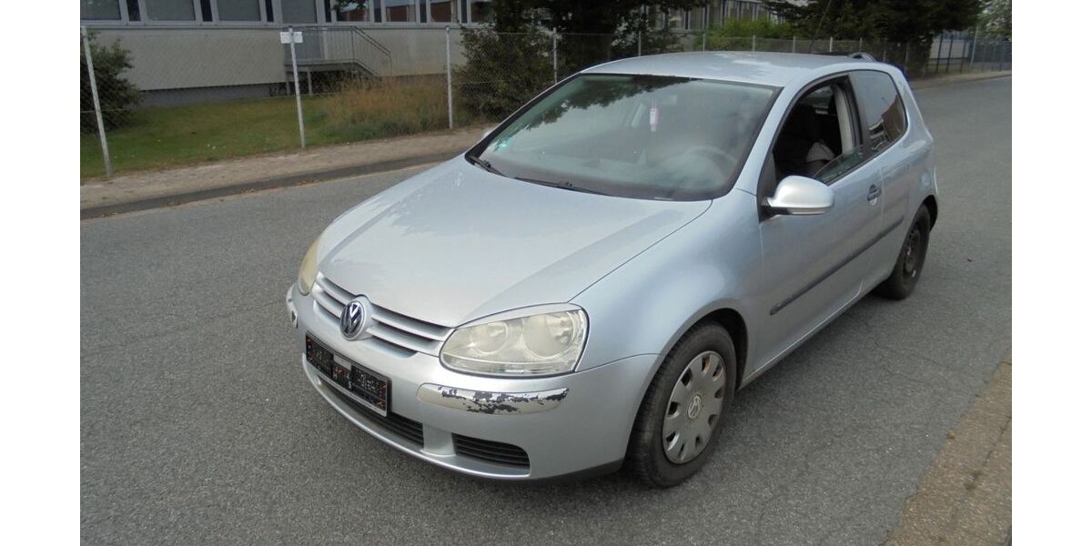 VW Golf 268.000 km 900 &euro; Stuhr 28816