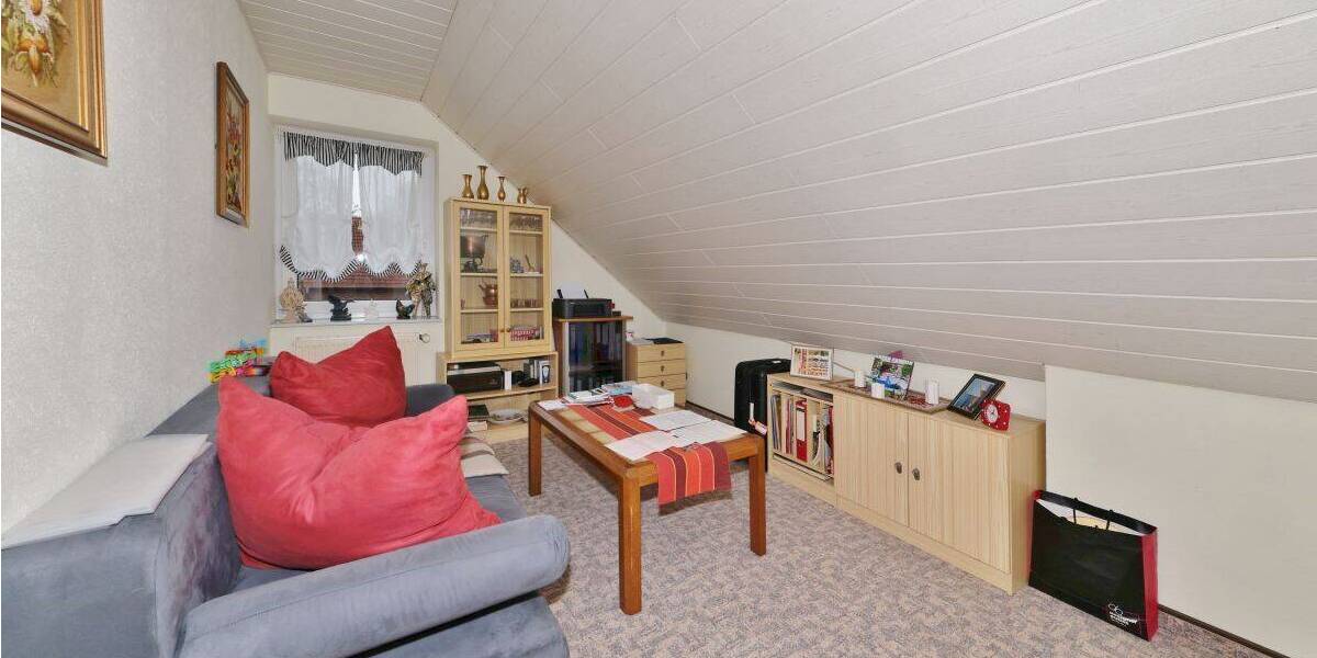 Einfamilienhaus Wilhelmshaven Fedderwarden - 8 Zimmer, 203 m&sup2;, 279.000&euro; | Angebot:26851798