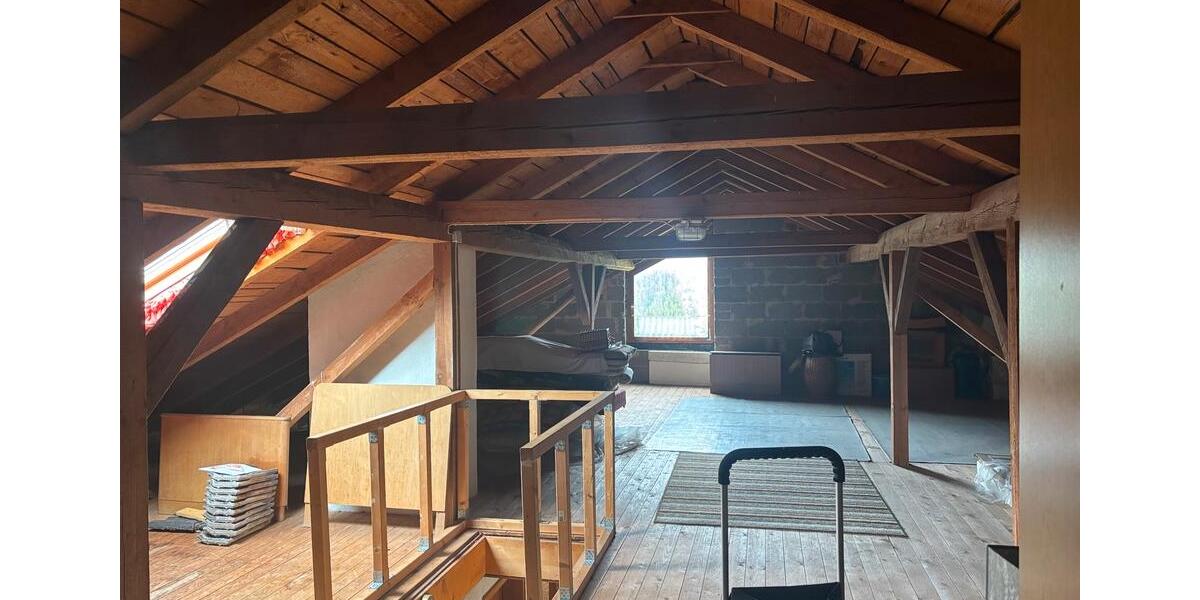 Bungalow Neustadt bei Coburg - 4 Zimmer, 122 m&sup2;, 360.000&euro; | Angebot:27083413