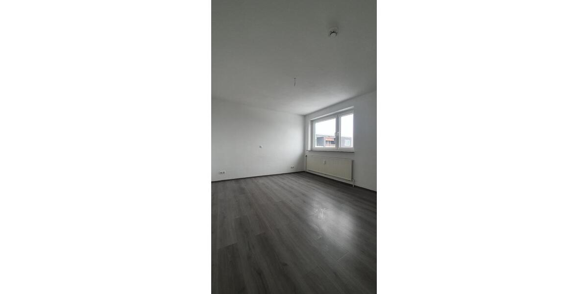 Erdgeschoßwohnung Siegen - 3 Zimmer, 85 m&sup2;, 640&euro; | Angebot:26300935