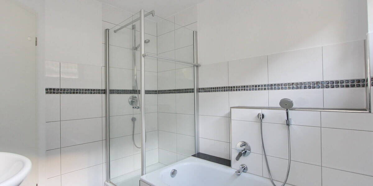 Reihenendhaus Hamburg Schnelsen - 4 Zimmer, 114 m&sup2;, 1.920&euro; | Angebot:26276526