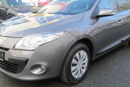 Renault Megane 143.547 km 3.945 &euro; Schwalbach/Taunus 65824