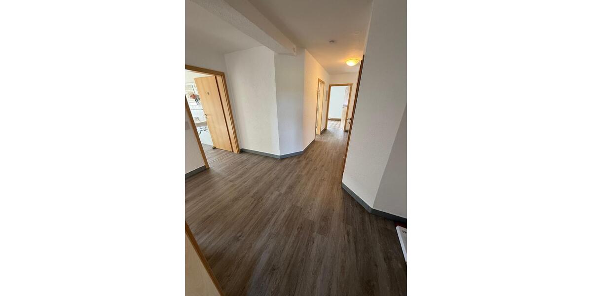 Etagenwohnung Kall - 3 Zimmer, 93 m&sup2;, 750&euro; | Angebot:26380579
