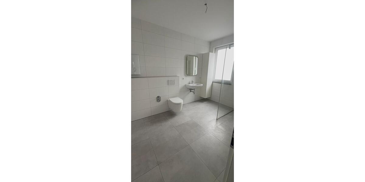 Terrassenwohnung Sinsheim - 4 Zimmer, 90 m&sup2;, 1.500&euro; | Angebot:26036677