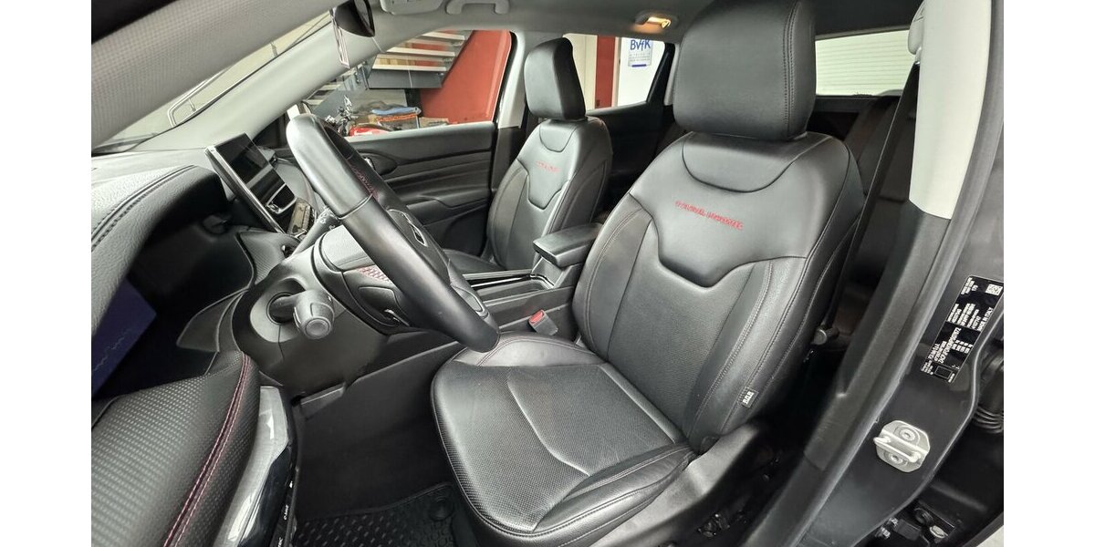 Jeep Compass Trailhawk Plug-In Hybrid 4WD 1.Hand LED 27.100 km 24.390 &euro; Lich 35423