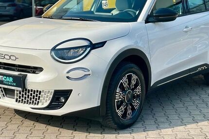 Fiat 600 7.158 km 18.980 &euro; Kelheim 93309