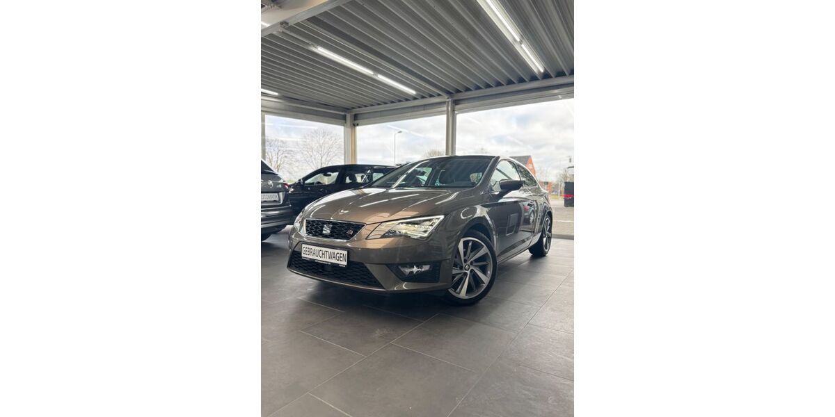 Seat Leon 54.820 km 14.990 &euro; Wahlstedt 23812