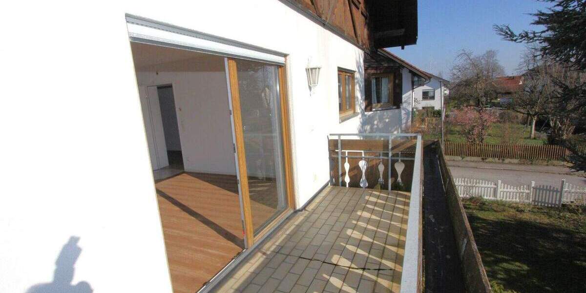 Etagenwohnung Gilching Geisenbrunn - 2 Zimmer, 83 m&sup2;, 1.470&euro; | Angebot:25908917