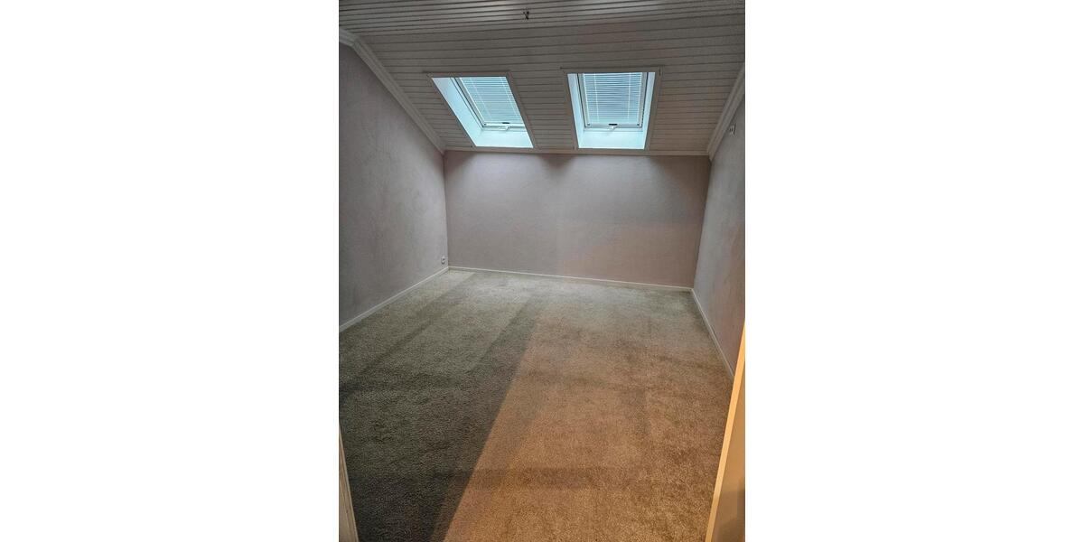 Dachgeschoßwohnung Lippstadt Overhagen - 2 Zimmer, 58 m&sup2;, 139.000&euro; | Angebot:24711514