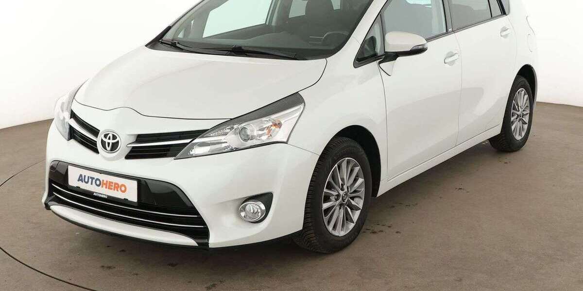 Toyota Verso 73.134 km 14.130 &euro; Nürnberg 90441