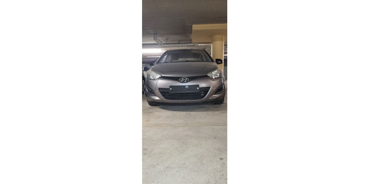 Hyundai i20 178.800 km 2.600 &euro; Meckenheim 53340