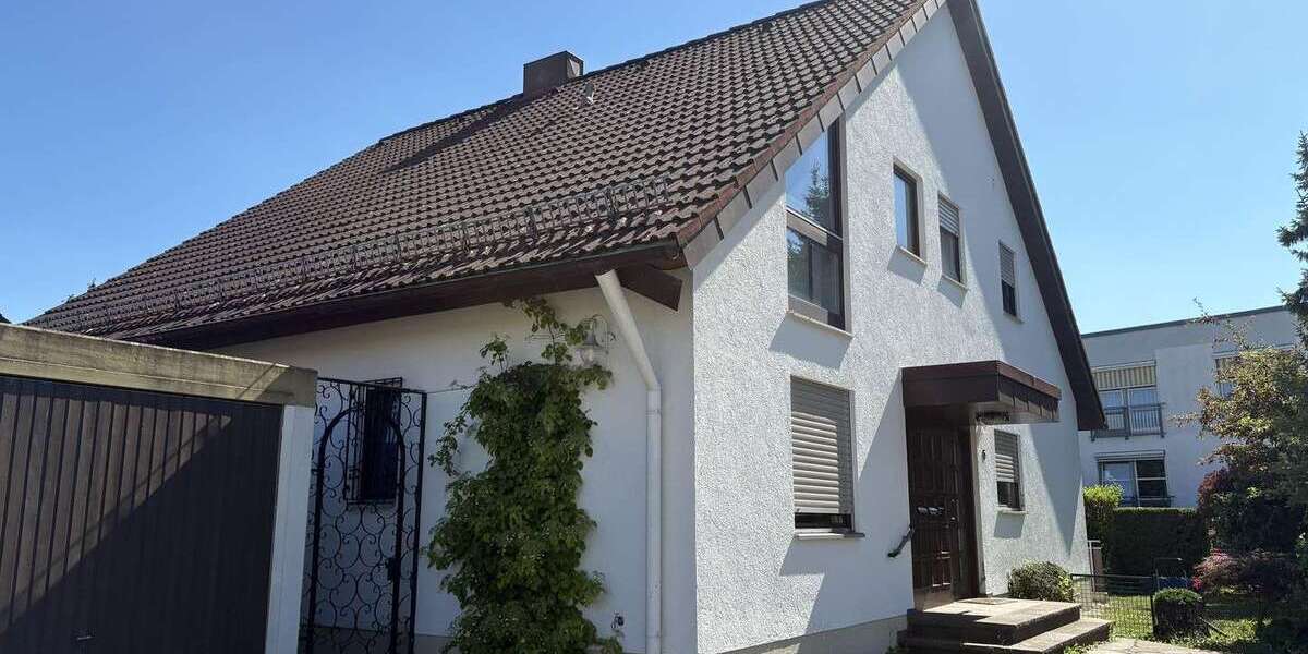 Haus zum Kaufen in Neu-Ulm 499.000 € 167.55 m² 7 zimmer