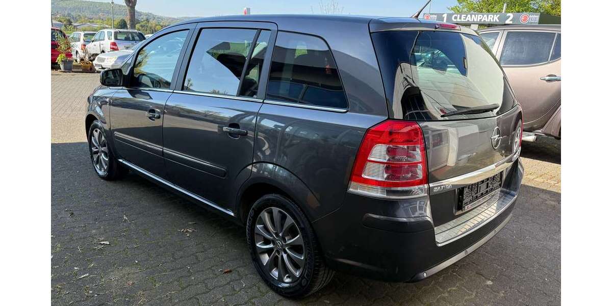 Opel Zafira 131.042 km 6.500 &euro; Boffzen 37691