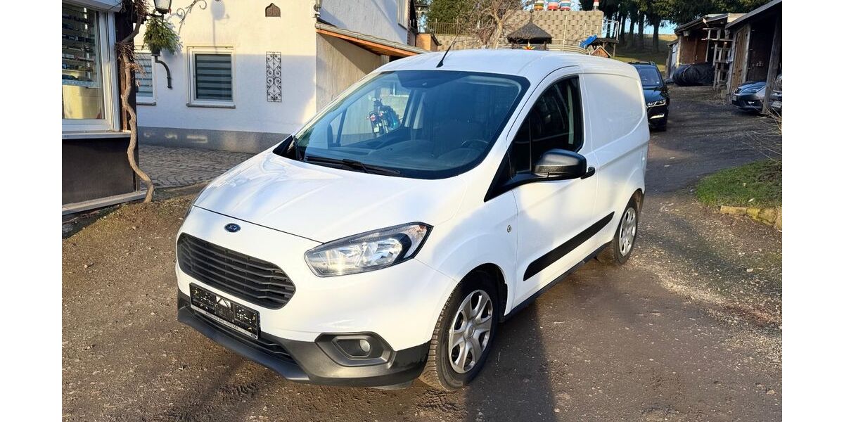 Ford Transit Courier 41.902 km 9.900 &euro; Mülsen 08132