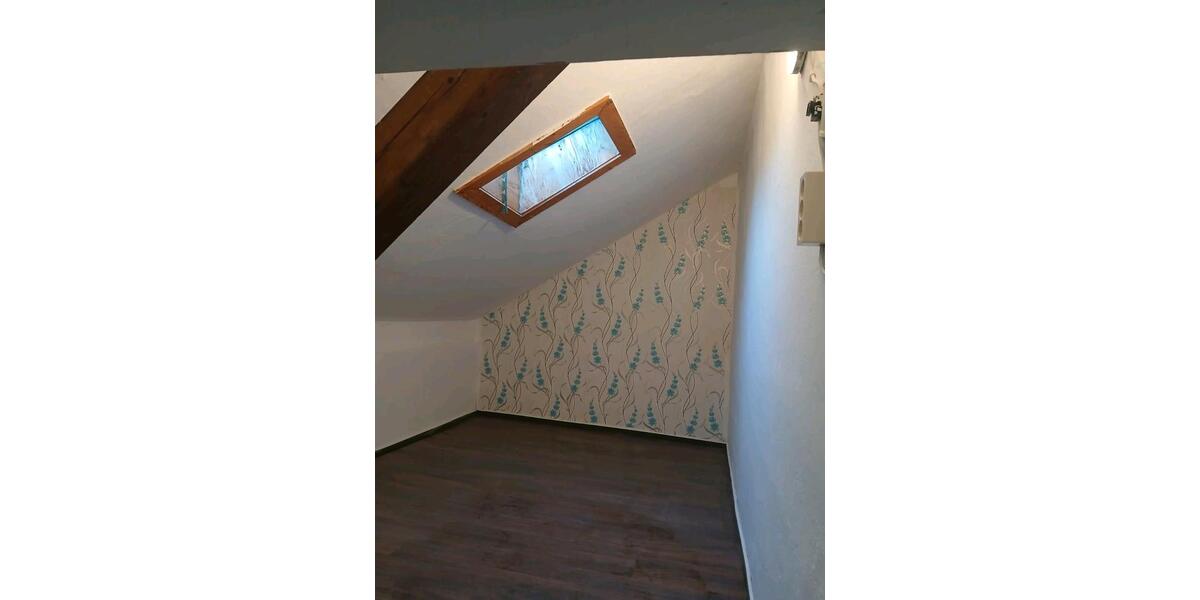 Dachgeschoßwohnung Rimbach - 3 Zimmer, 110 m&sup2;, 800&euro; | Angebot:25367426