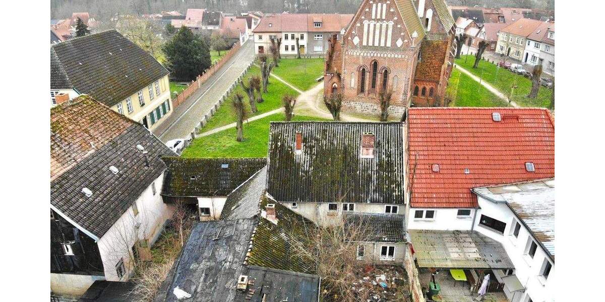 Mehrfamilienhaus, Wohnhaus Gnoien - 7 Zimmer, 109 m&sup2;, 19.900&euro; | Angebot:26128155