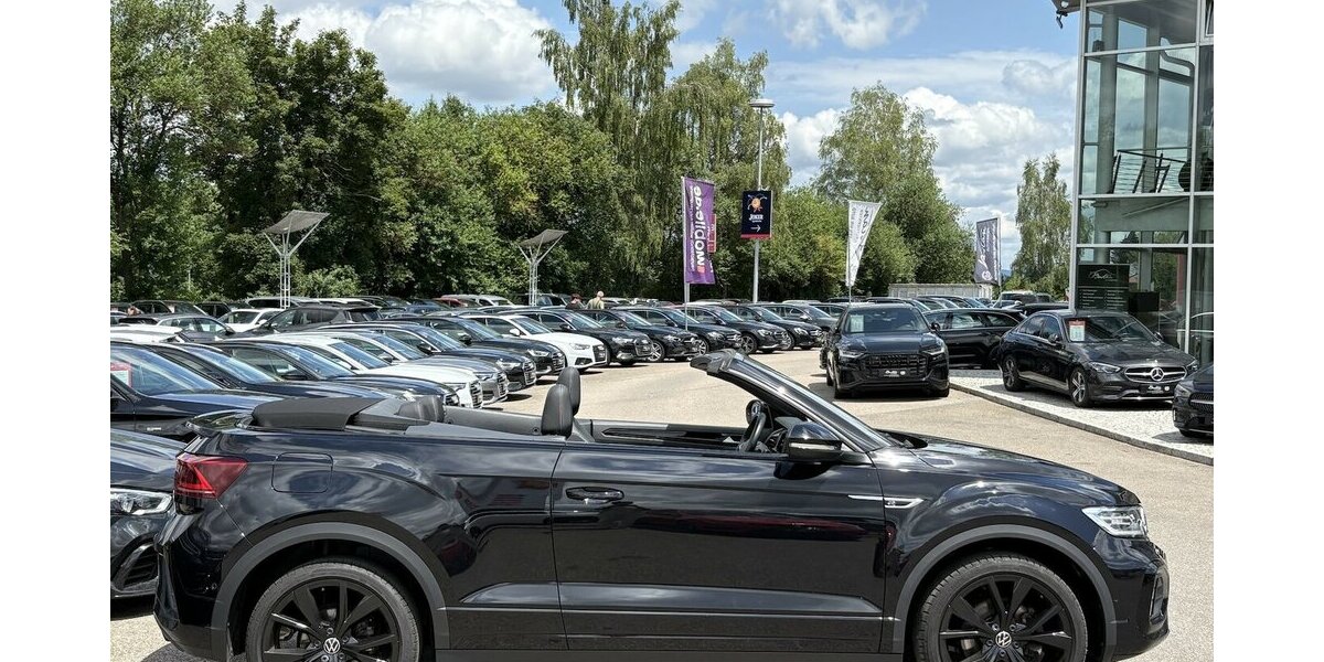 VW T-Roc Cabriolet R-Line KAMERA/NAVI/CARPLAY/DSG 28.400 km 29.900 &euro; Villingen-Schwenningen 78054
