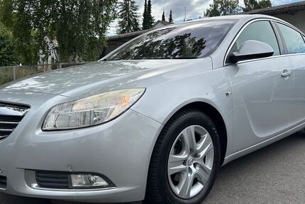 Opel Insignia 80.133 km 3.990 &euro; Göttingen 37079
