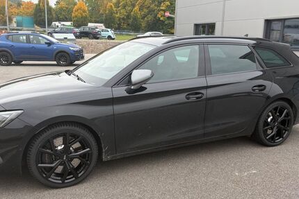 Cupra Leon 17.000 km 38.590 &euro; Maxhütte-Haidhof 93142