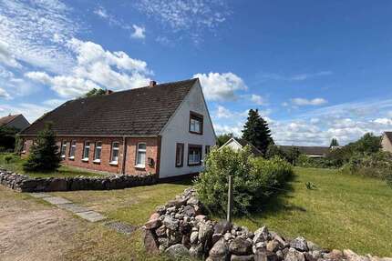 Haus Tramm - 10 Zimmer, 250 m&sup2;, 249.000&euro; | Angebot:26989666