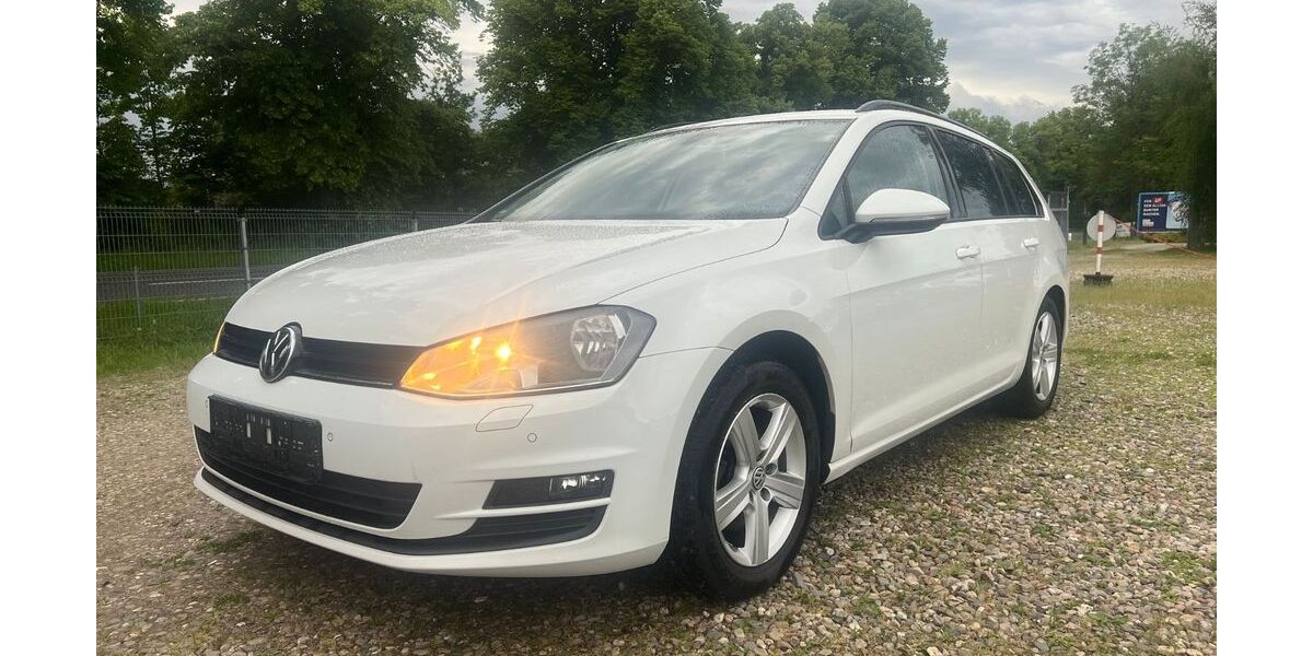 VW Golf 305.800 km 3.990 &euro; Braunschweig 38110