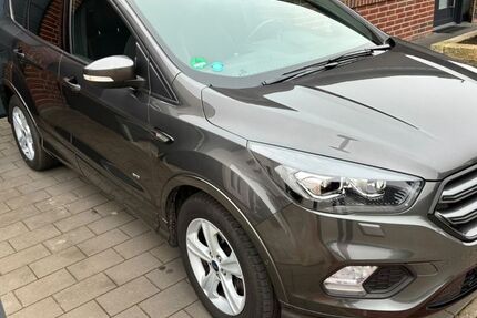 Ford Kuga 150.000 km 13.299 &euro; Metelen 48629