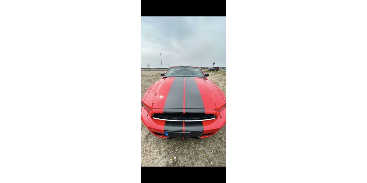Ford Mustang 103.000 km 21.999 &euro; Massen Niederlausitz 03238