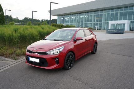 Kia Rio 96.000 km 11.990 &euro; Gummersbach 51643