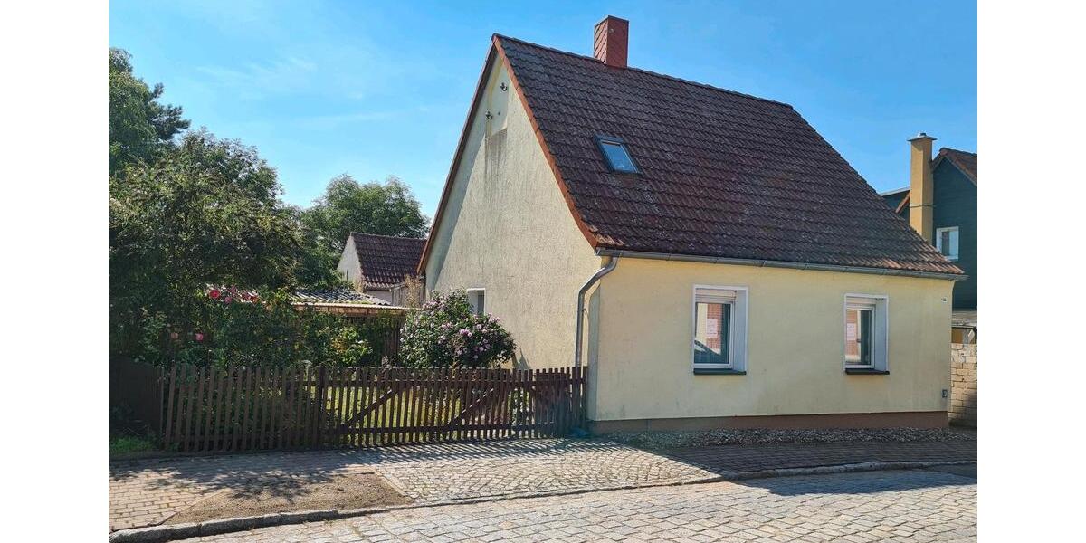 Einfamilienhaus Tangerhütte - 6 Zimmer, 95 m&sup2;, 41.000&euro; | Angebot:25047587