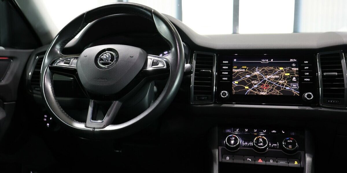 Skoda Kodiaq 2.0 TDI DSG 4x4 STYLE / LED, STANDHEIZUNG 148.000 km 19.991 &euro; Hamm 59077