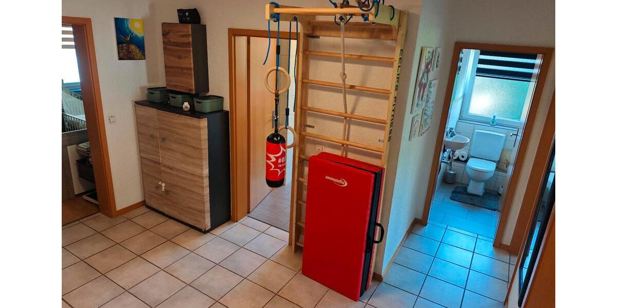 Erdgeschoßwohnung Friesenheim - 4 Zimmer, 99 m&sup2;, 330.000&euro; | Angebot:27096392