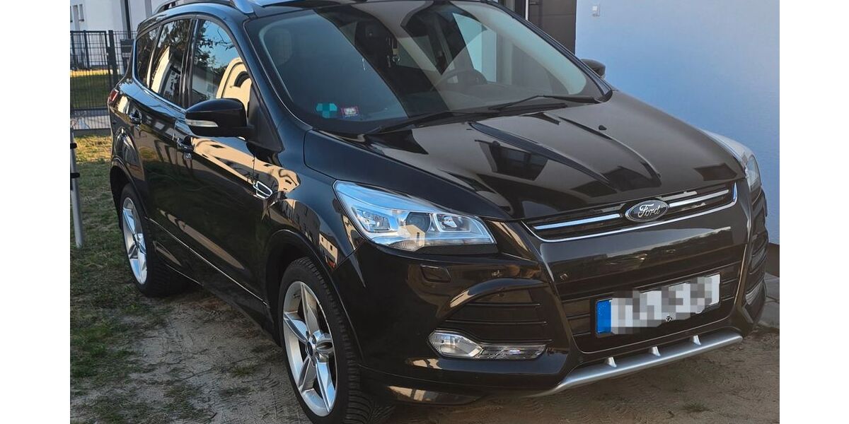 Ford Kuga 160.000 km 12.950 &euro; Zossen 15806