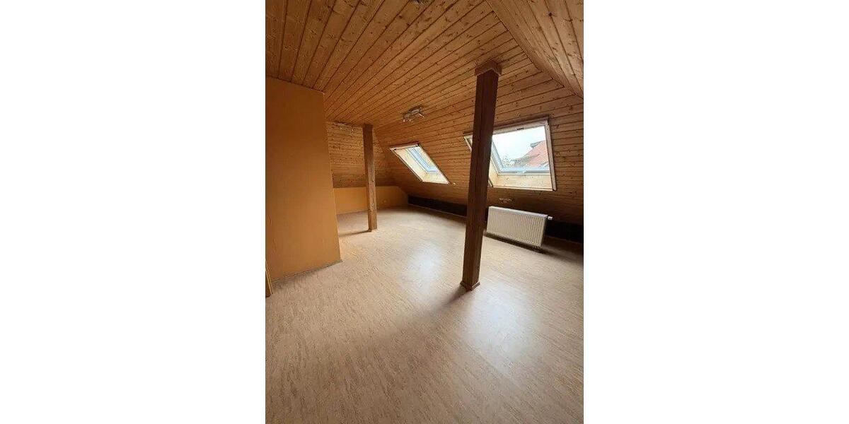 Einfamilienhaus Dettelbach - 8 Zimmer, 266 m&sup2;, 550.000&euro; | Angebot:26395311
