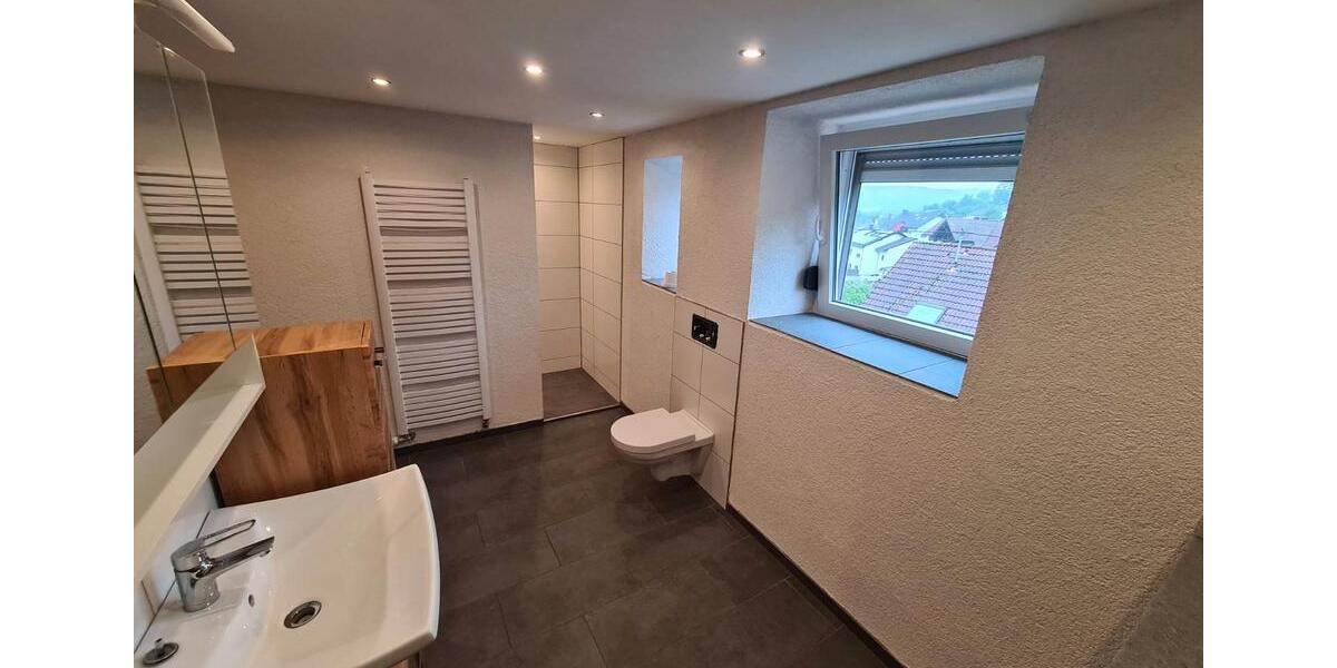 Doppelhaushälfte Illingen - 6 Zimmer, 135 m&sup2;, 199.000&euro; | Angebot:27034073