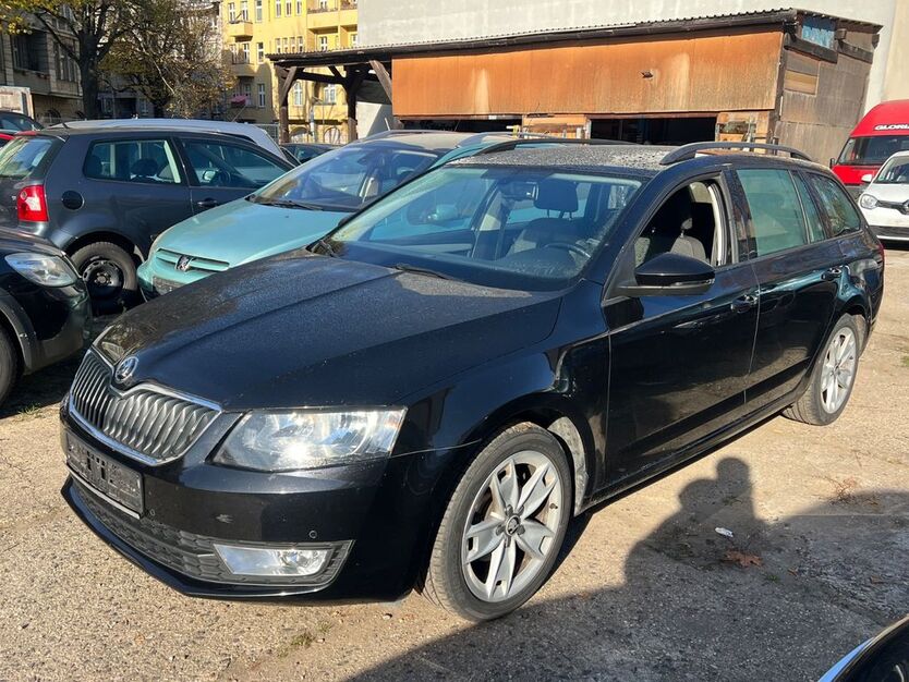 Skoda Octavia 210.000 km 6.499 € BERLIN 13409