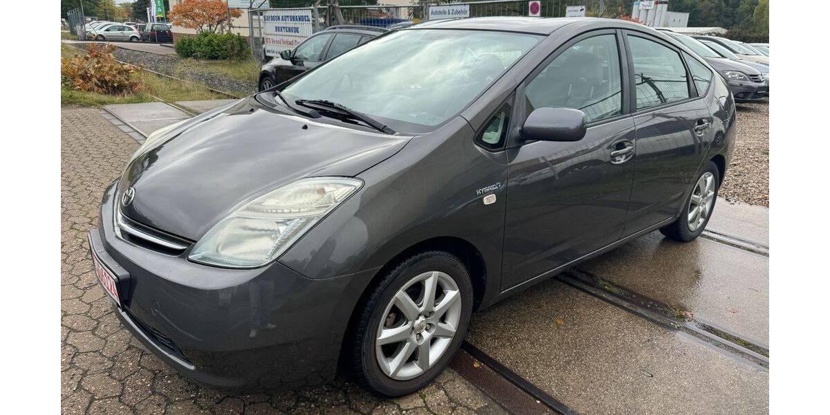Toyota Prius 198.000 km 4.999 &euro; Buxtehude 21614
