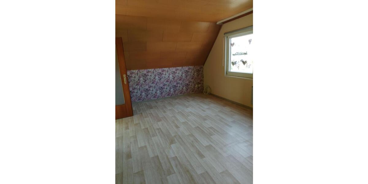 Einfamilienhaus Bad Hersfeld - 6 Zimmer, 131 m&sup2;, 215.000&euro; | Angebot:26429586