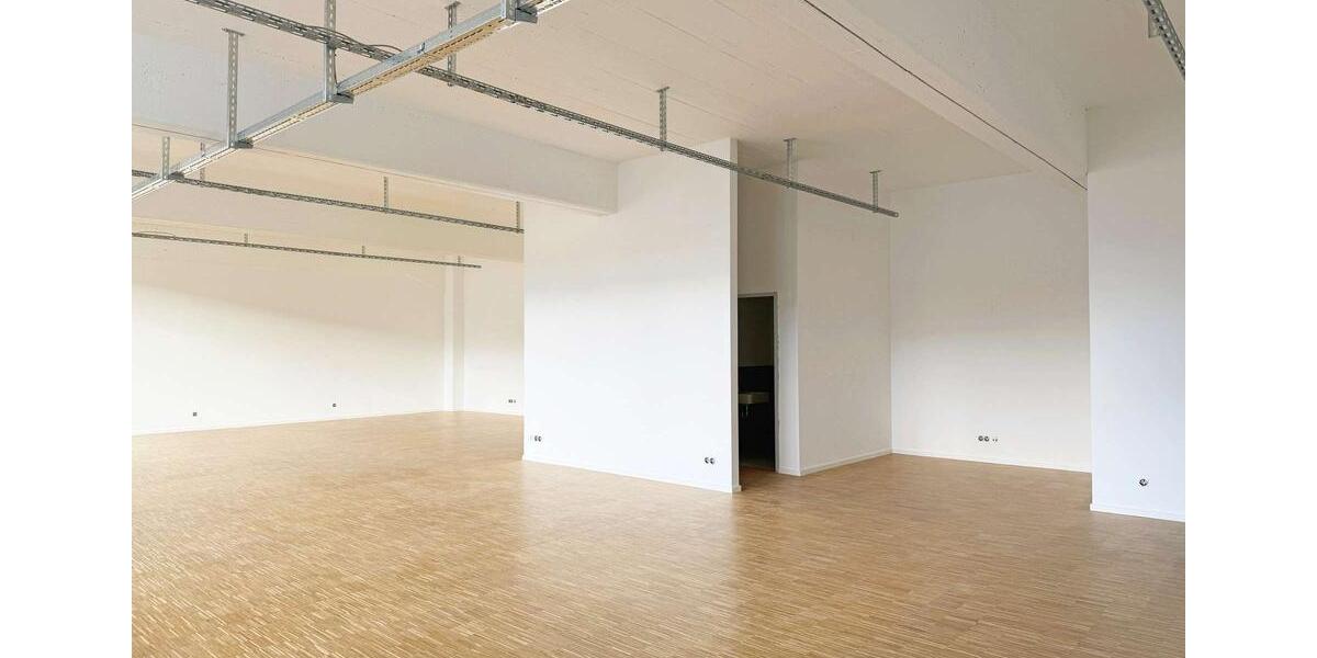 ERSTBEZUG - Hochwertige Büro-& Praxisfläche in Sundern zimmer