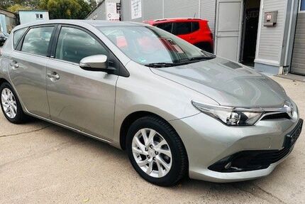 Toyota Auris 133.709 km 12.500 € Berlin 13581