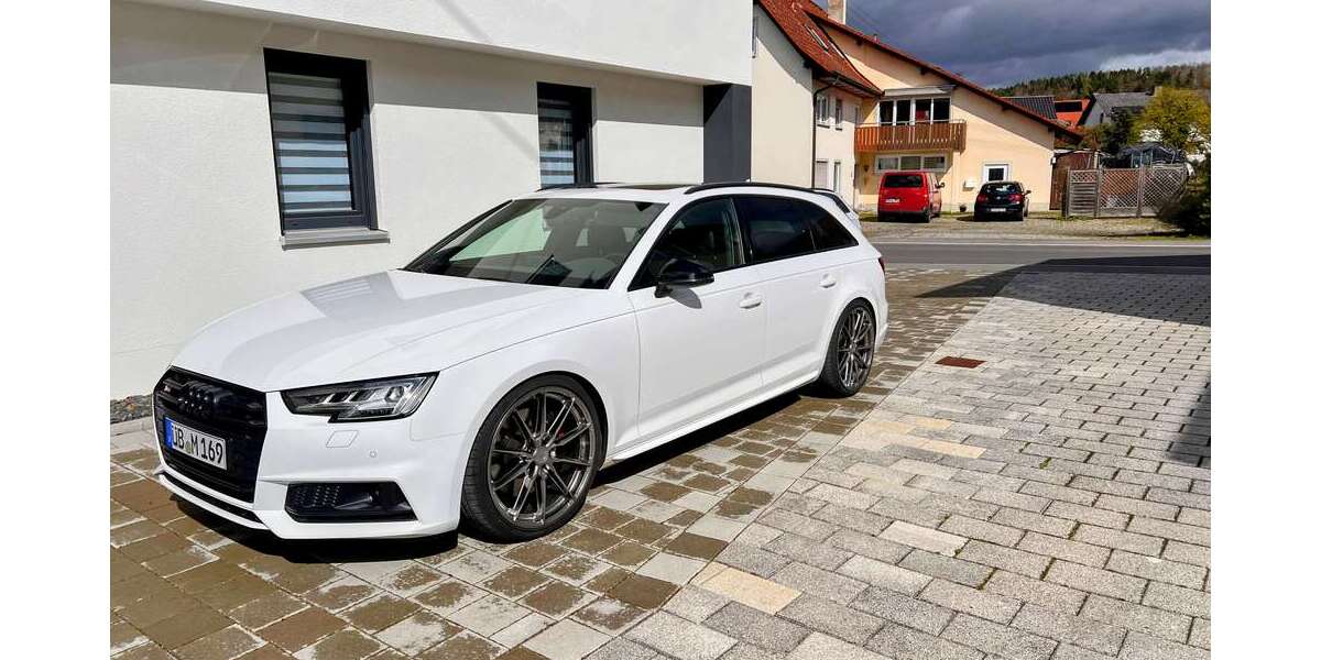 Audi S4 105.000 km 35.990 &euro; Salem 88682