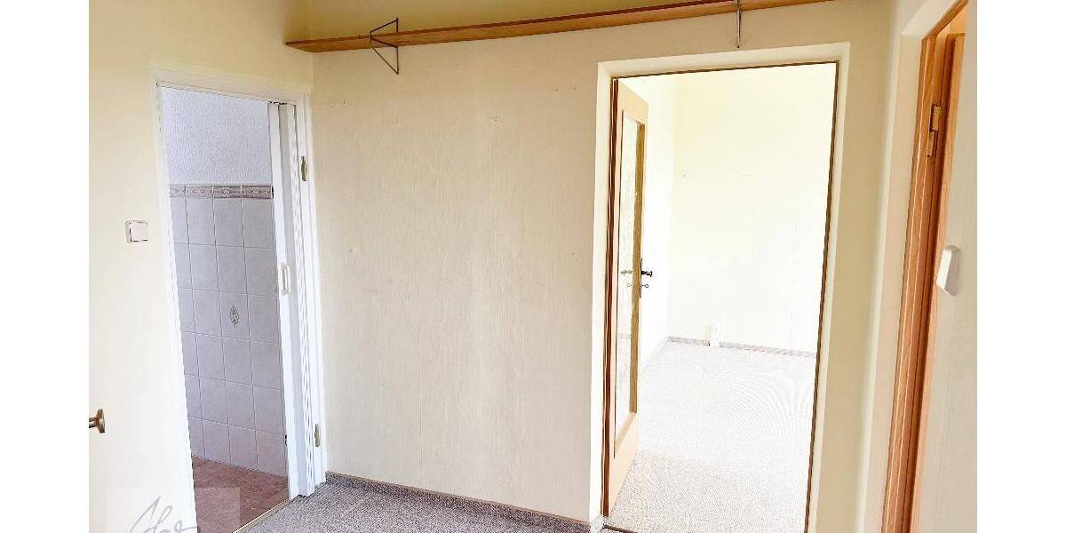 Etagenwohnung Zeithain - 3 Zimmer, 57 m&sup2;, 23.000&euro; | Angebot:26904035