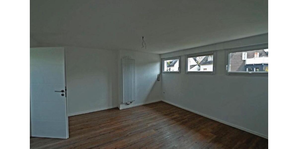 Einfamilienhaus Essen Stadtbezirk IX - 6.5 Zimmer, 195 m&sup2;, 645.000&euro; | Angebot:26869606